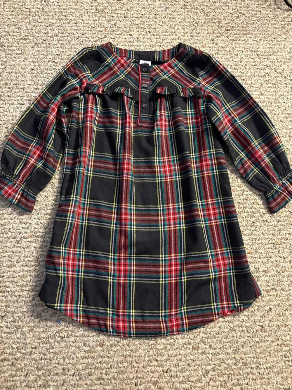 Crewcuts Kids Black Plaid Ruffle-Yoke Nightgown with Red and Green, Size 6